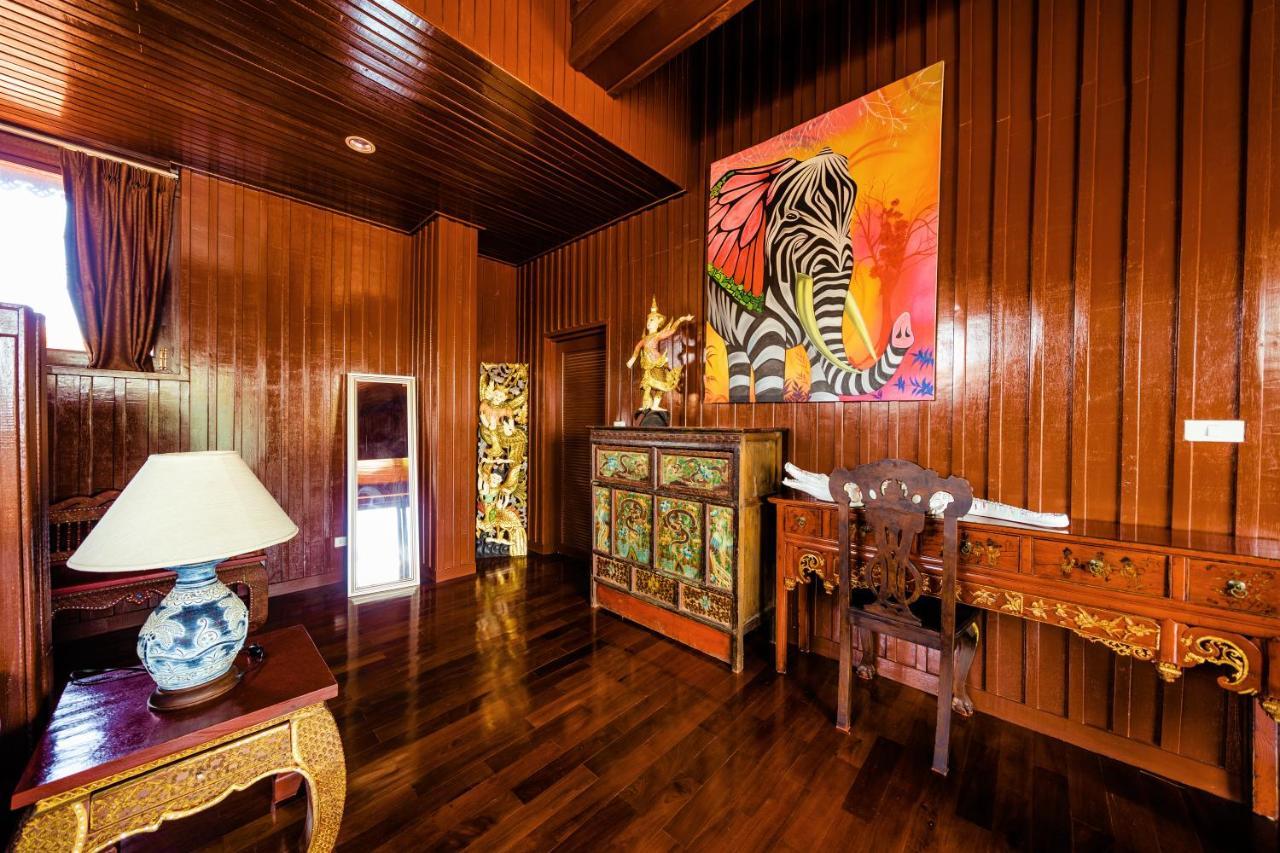 Erawan Villa Hotel Bang Rak Beach  Exterior foto