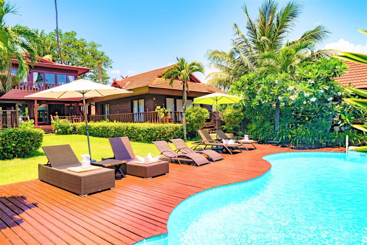 Erawan Villa Hotel Bang Rak Beach  Exterior foto